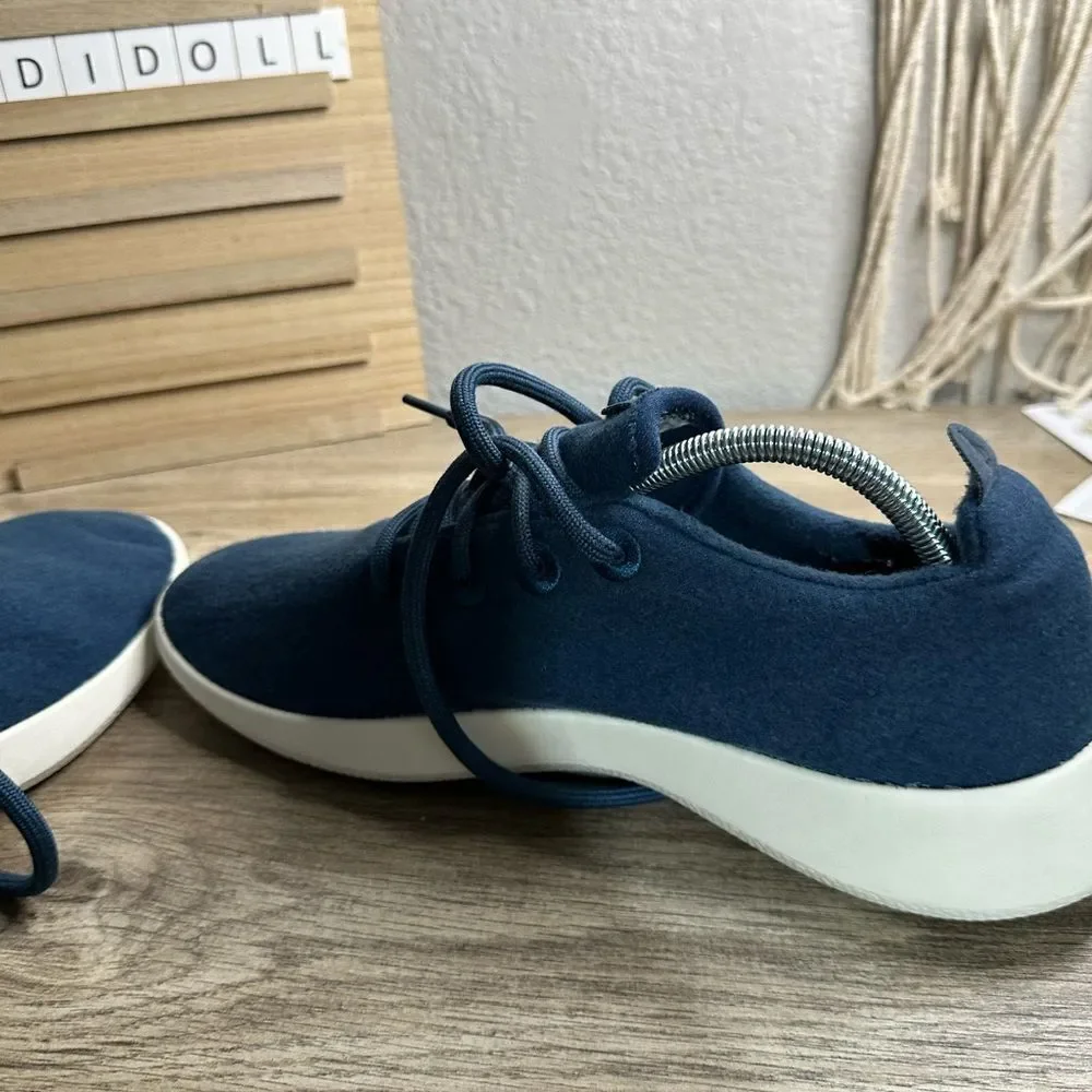 Allbirds Men’s 10 Navy Wool Runners Sneakers